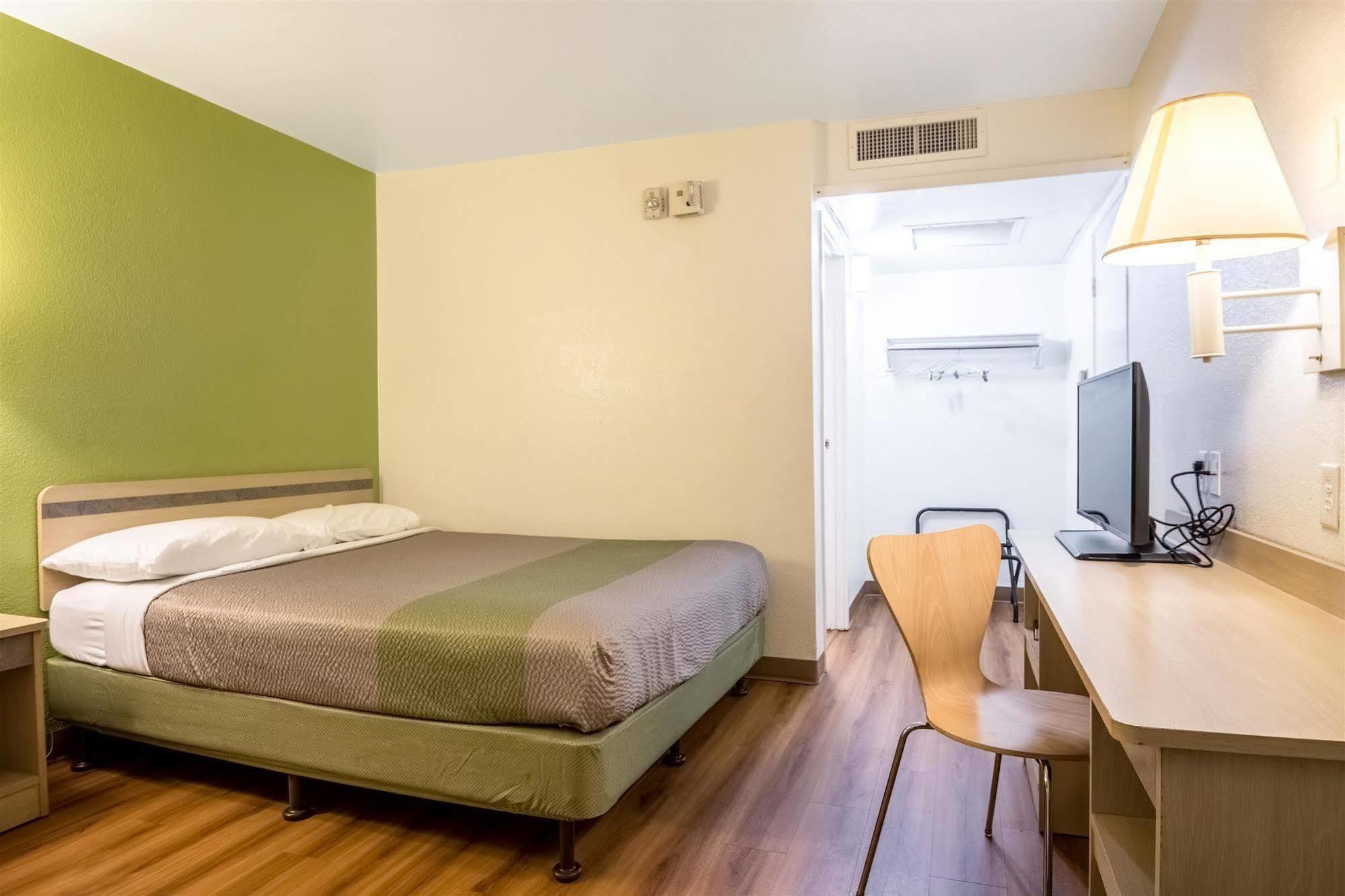 Motel 6-Pueblo, Co - I-25 Zewnętrze zdjęcie