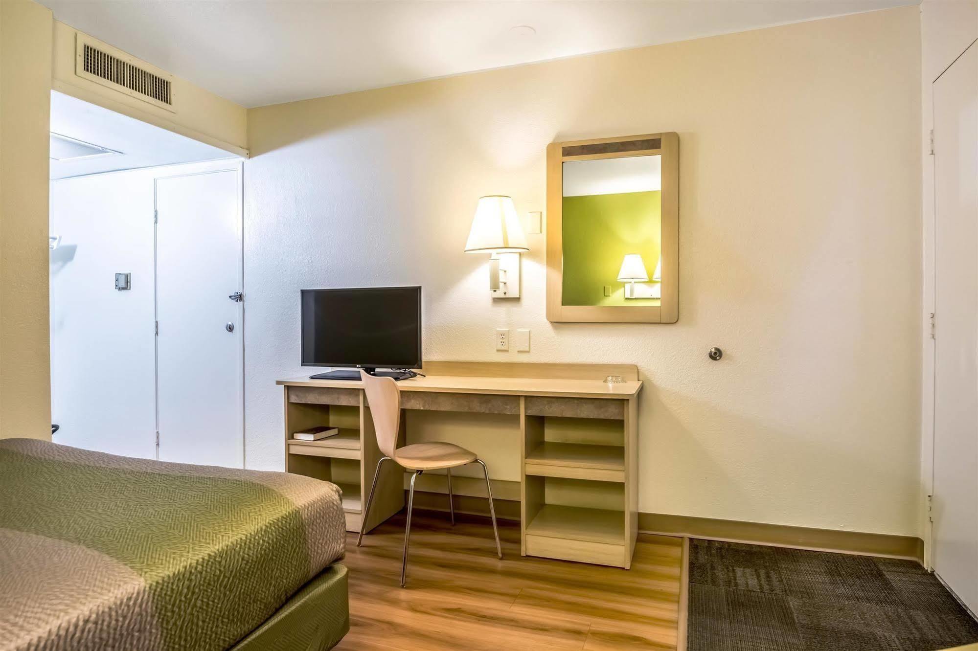 Motel 6-Pueblo, Co - I-25 Zewnętrze zdjęcie