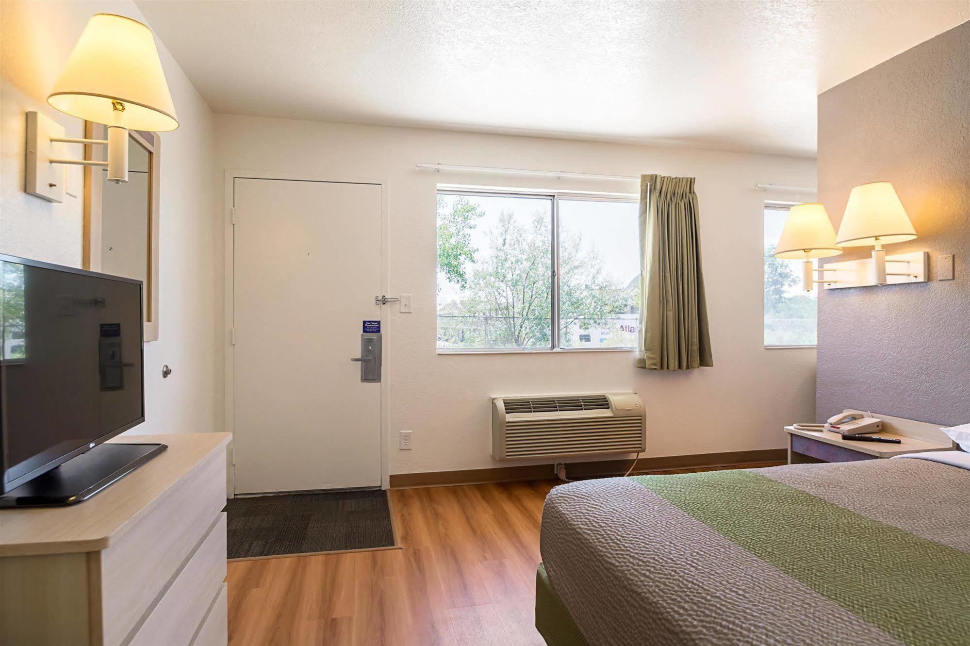 Motel 6-Pueblo, Co - I-25 Zewnętrze zdjęcie